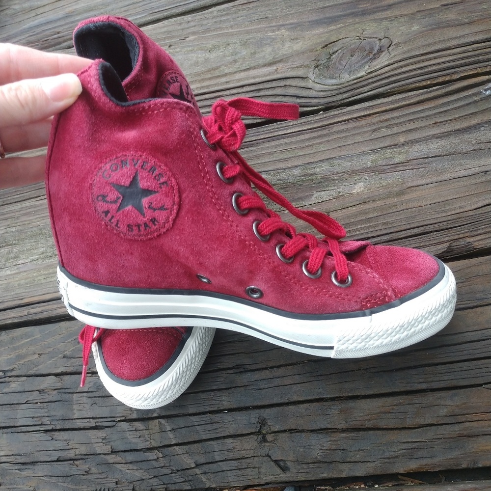 Red/Burgundy all star converse size 5